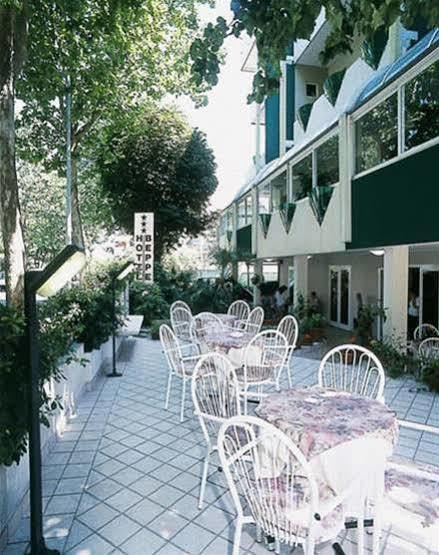 Hotel Beppe Rimini Bagian luar foto