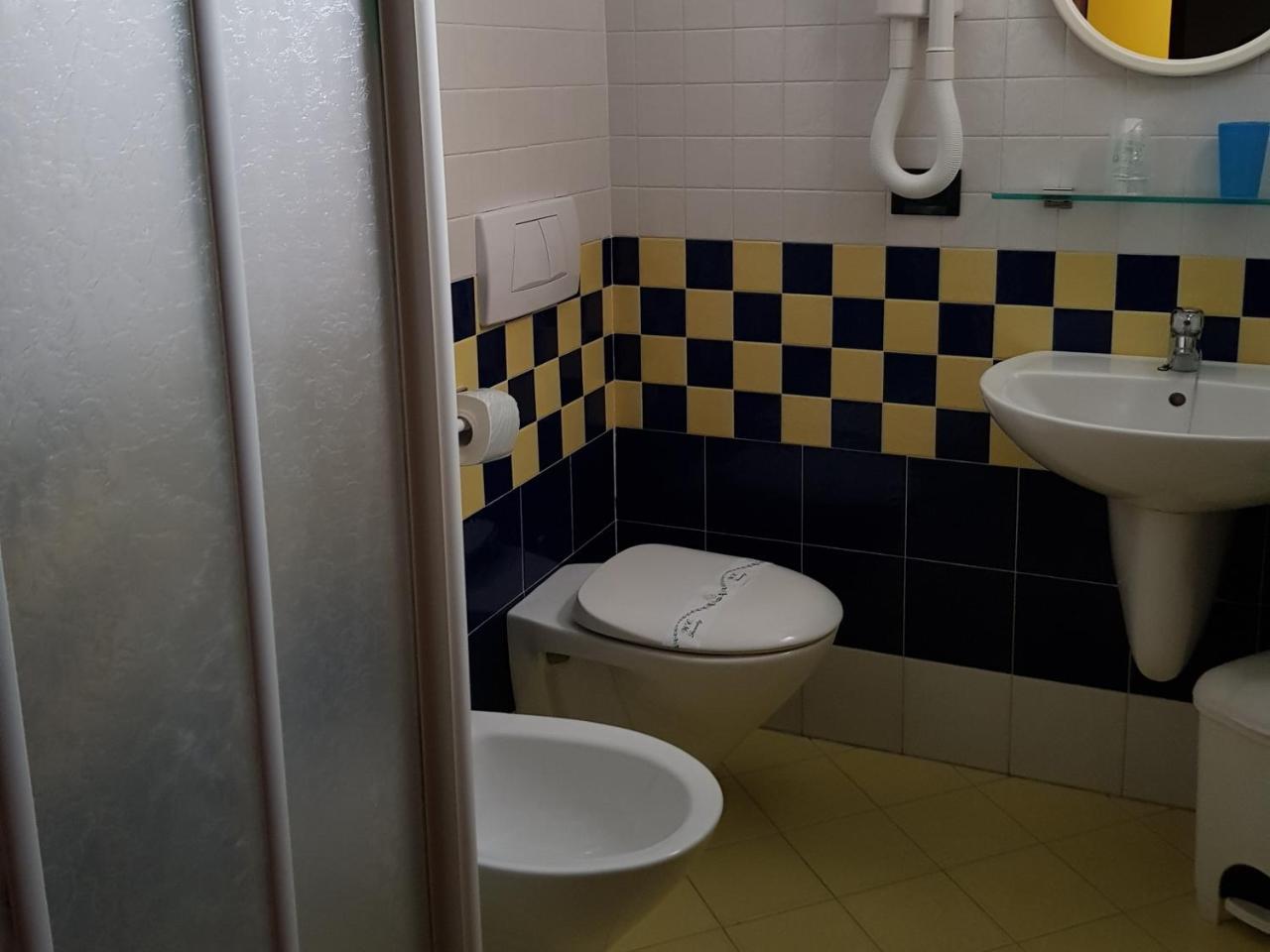 Hotel Beppe Rimini Bagian luar foto