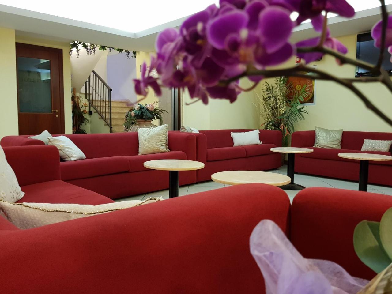Hotel Beppe Rimini Bagian luar foto